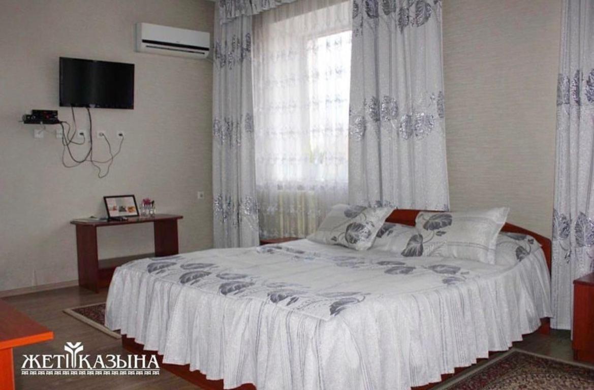 Гостиничный Комплекс Жеты Казына Zharkent Dış mekan fotoğraf